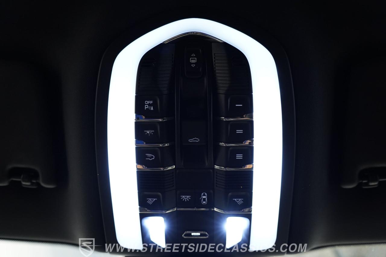 2019 Porsche Macan AWD