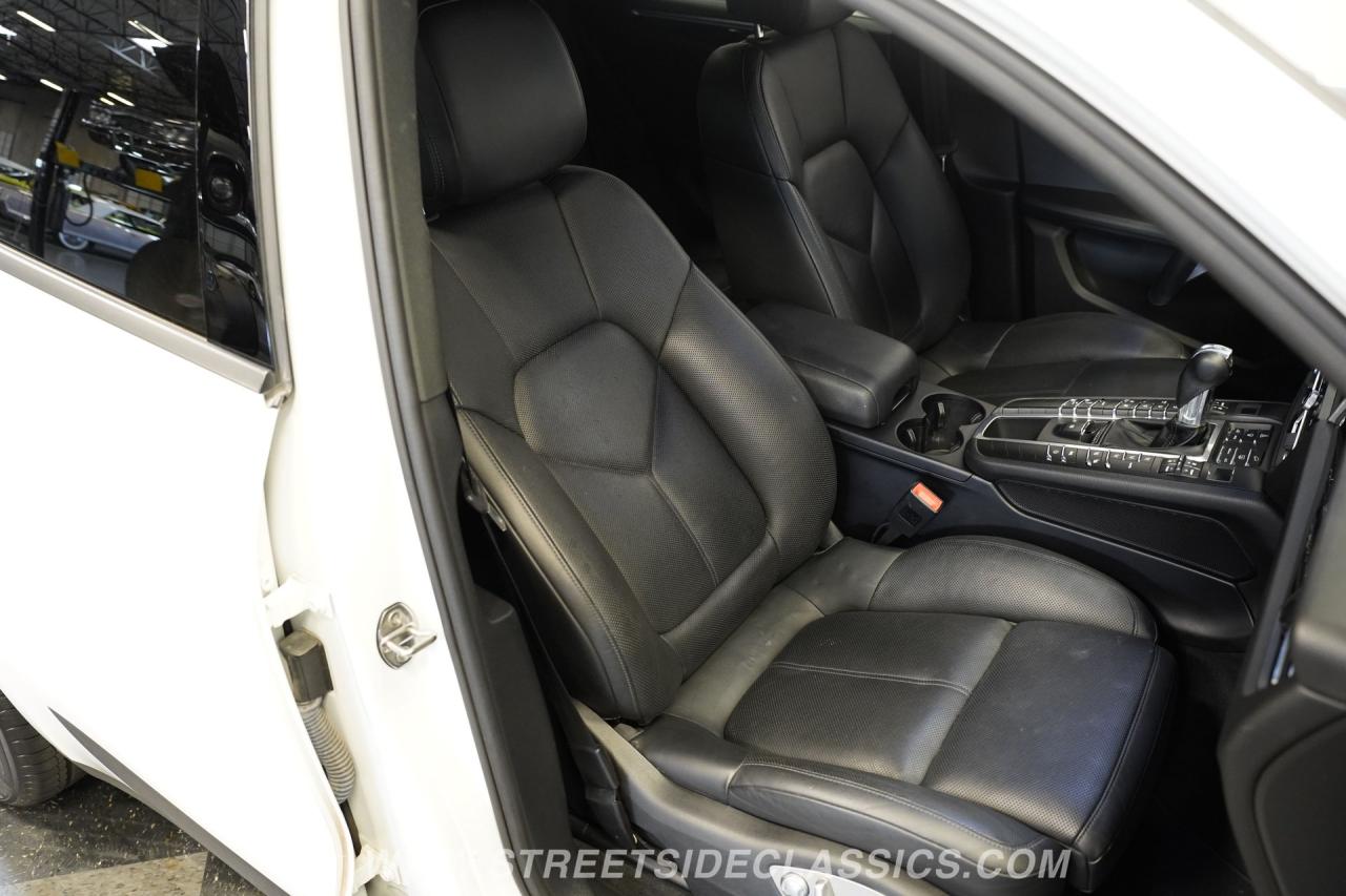 2019 Porsche Macan AWD