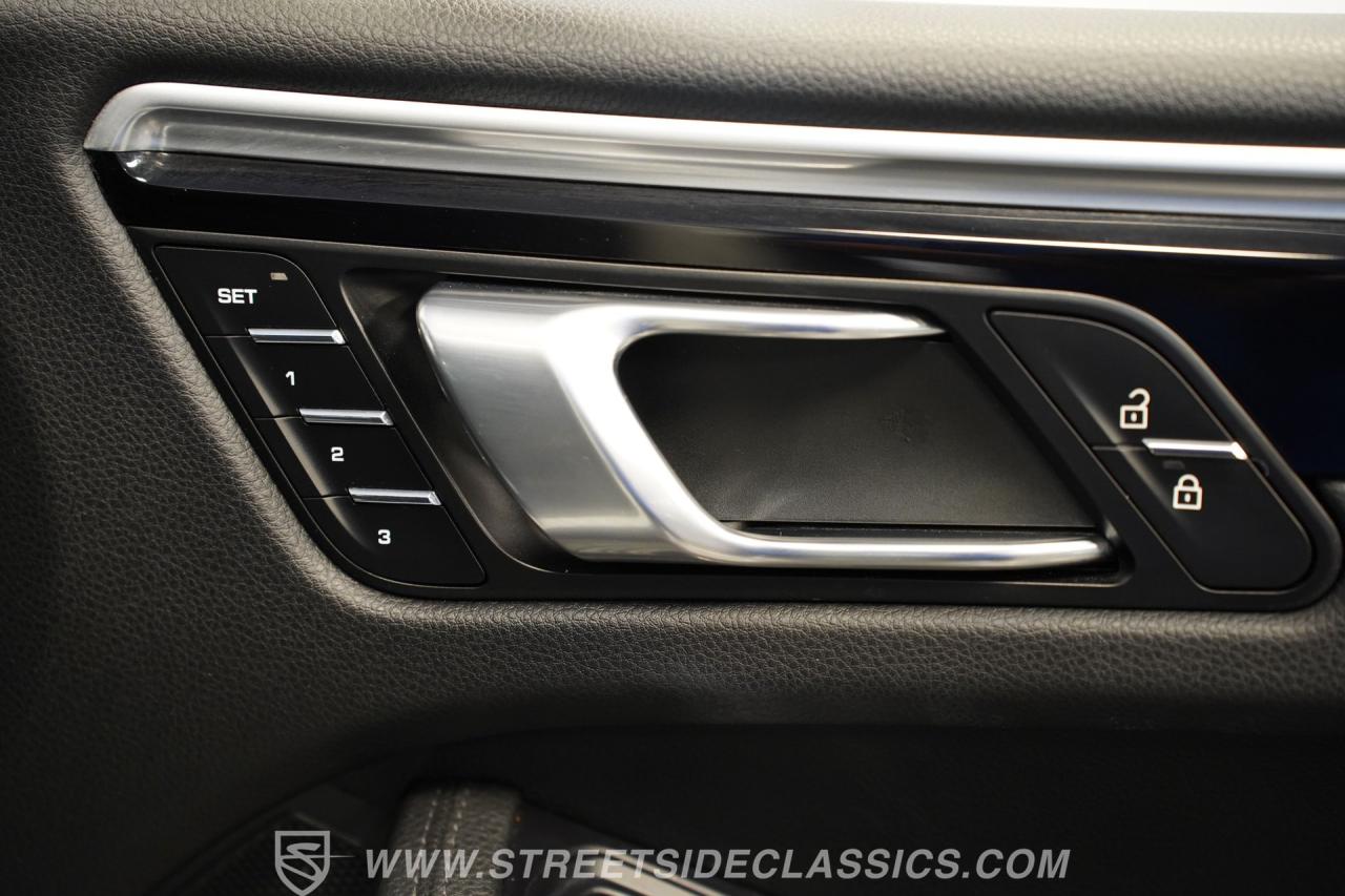 2019 Porsche Macan AWD