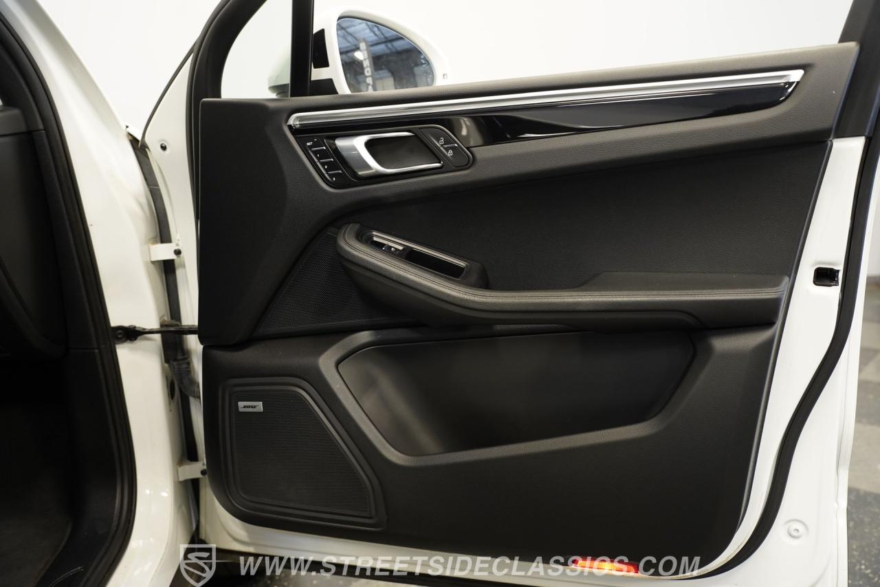 2019 Porsche Macan AWD