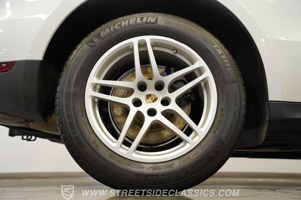 2019 Porsche Macan AWD