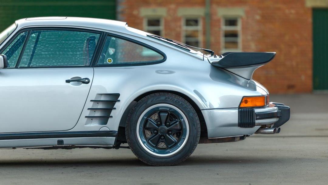 1989 Porsche 911 Turbo LE