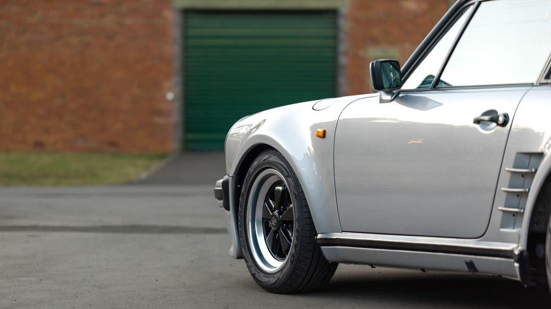 1989 Porsche 911 Turbo LE