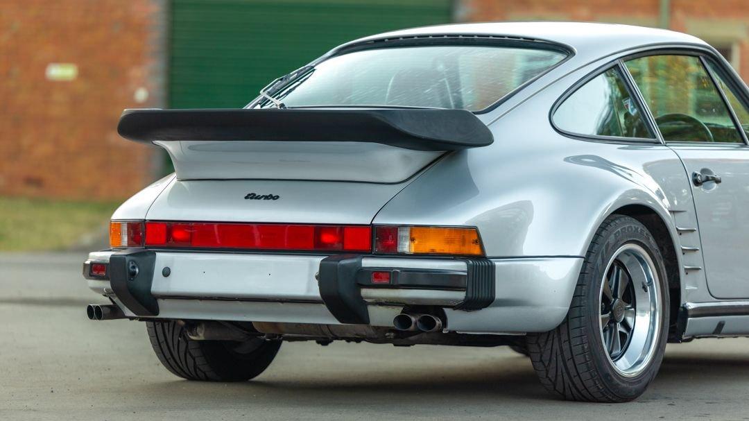 1989 Porsche 911 Turbo LE
