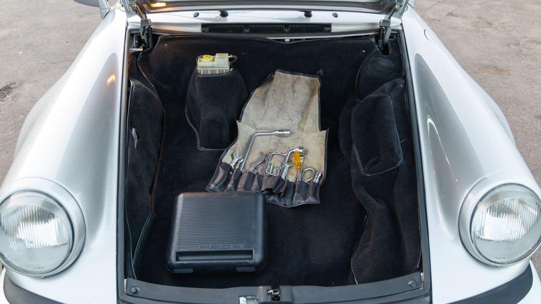 1989 Porsche 911 Turbo LE