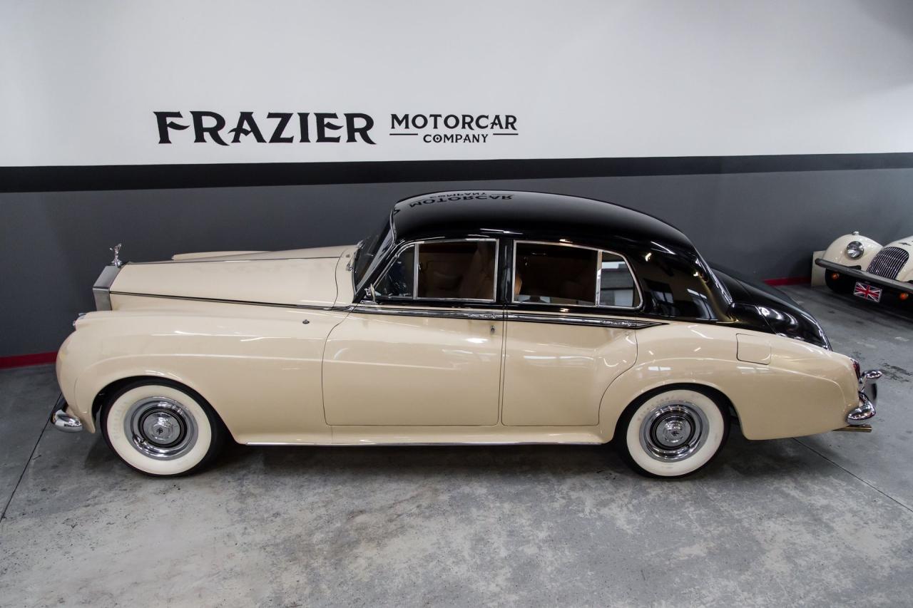 1961 Rolls - Royce Silver Cloud