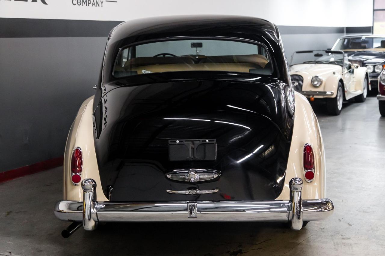 1961 Rolls - Royce Silver Cloud