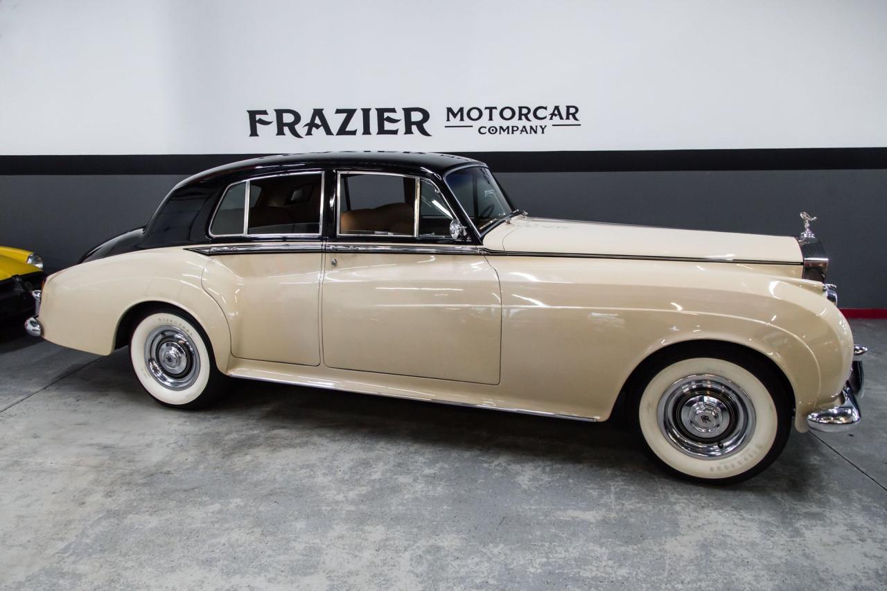1961 Rolls - Royce Silver Cloud