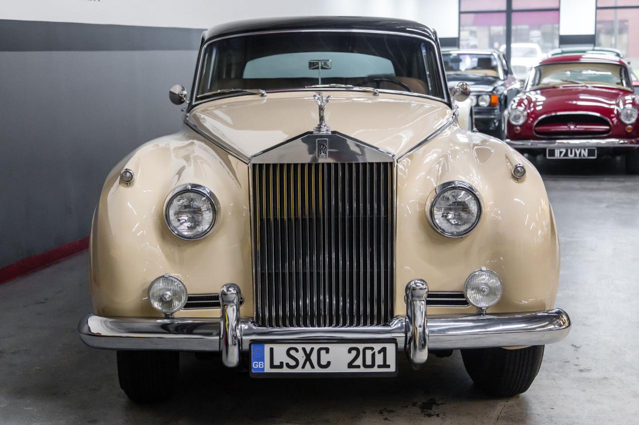 1961 Rolls - Royce Silver Cloud