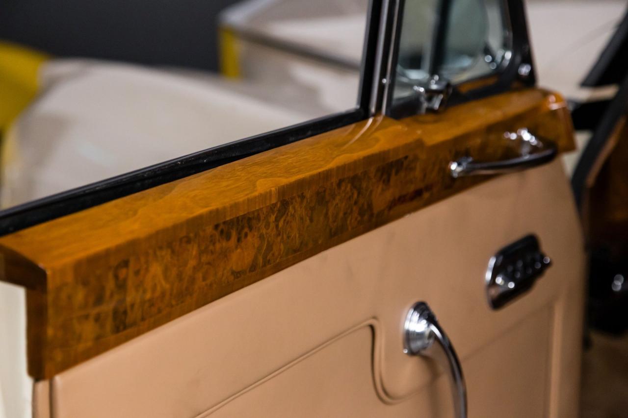1961 Rolls - Royce Silver Cloud