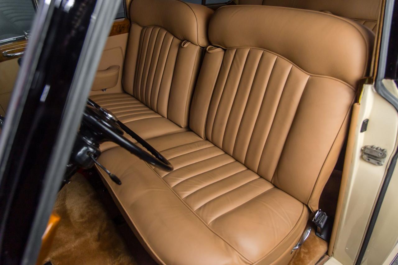 1961 Rolls - Royce Silver Cloud