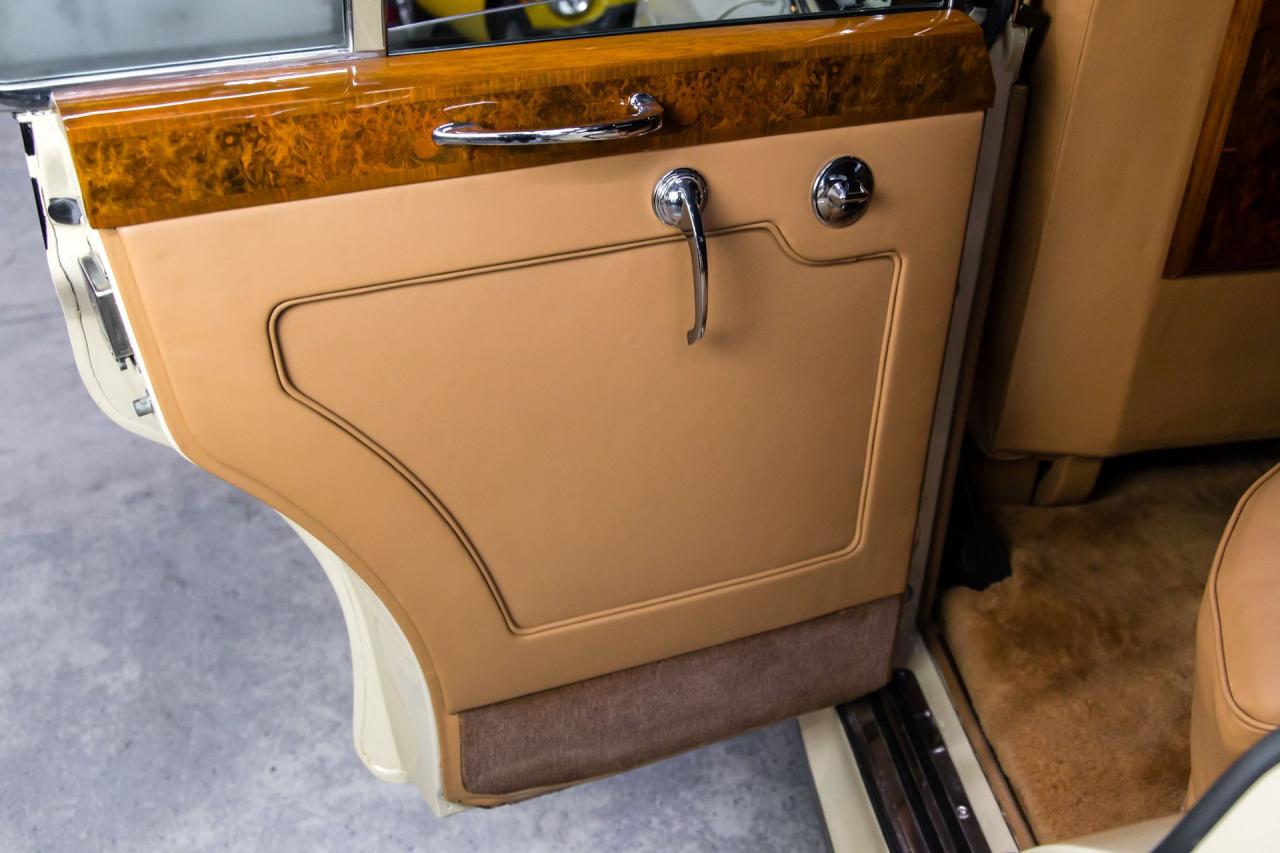 1961 Rolls - Royce Silver Cloud