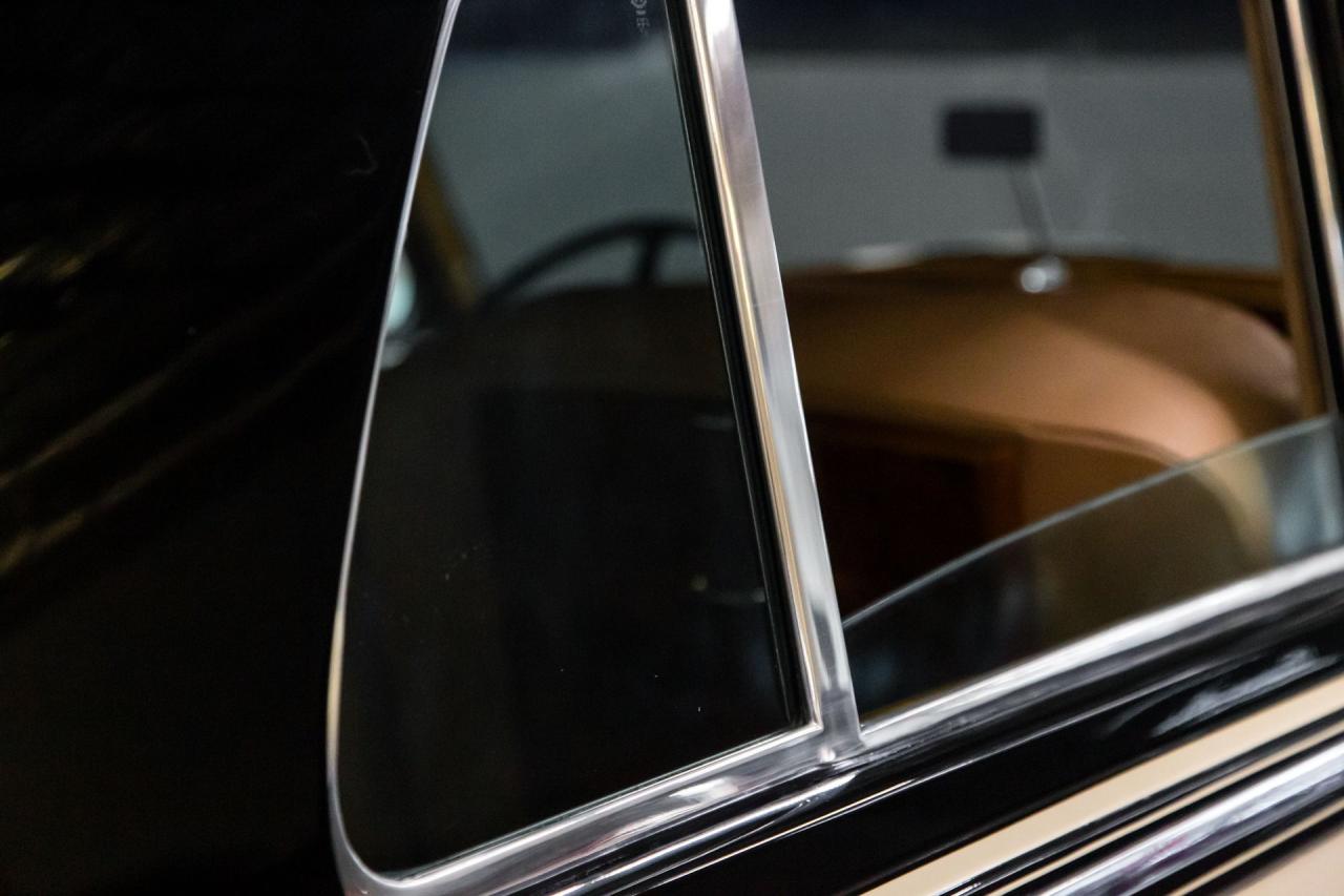 1961 Rolls - Royce Silver Cloud