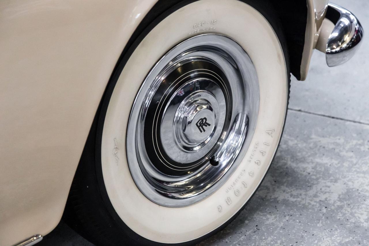 1961 Rolls - Royce Silver Cloud