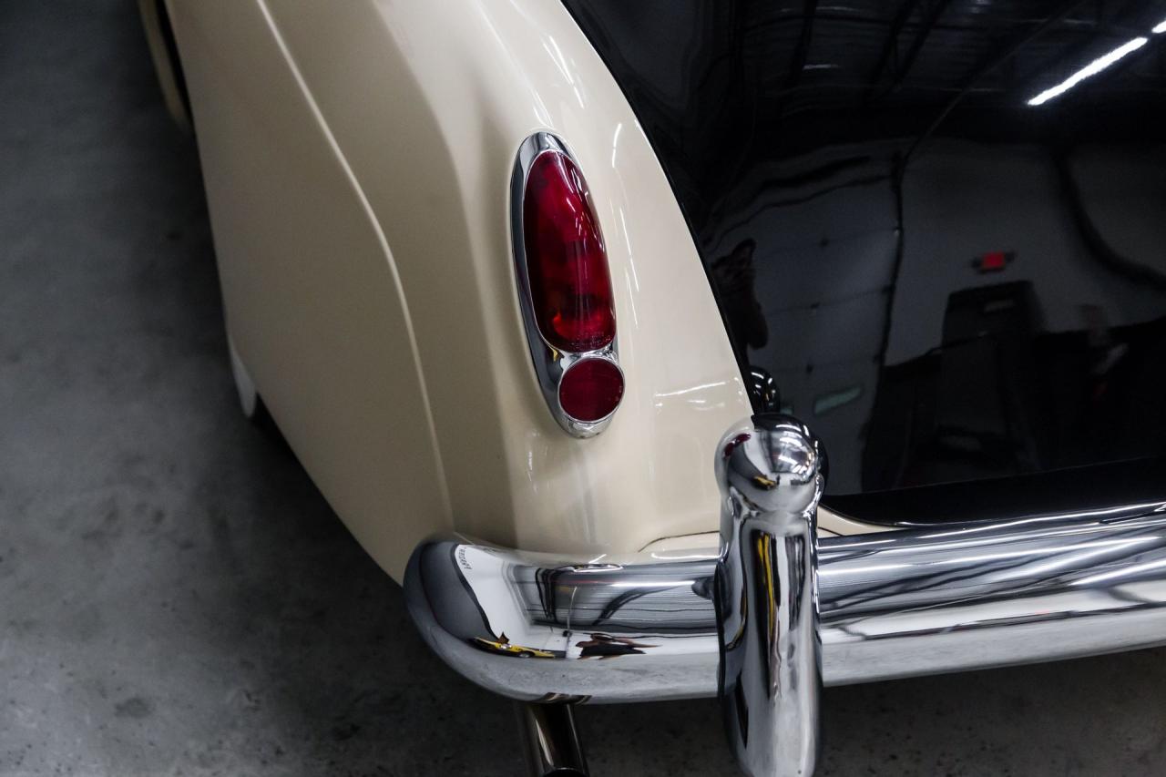 1961 Rolls - Royce Silver Cloud