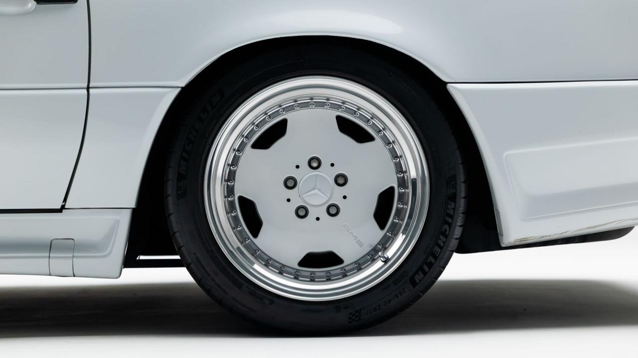 1991 Mercedes - Benz SL 60 AMG