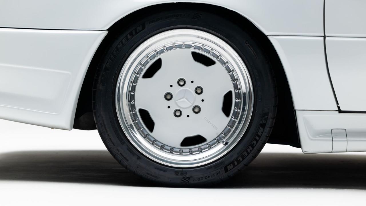 1991 Mercedes - Benz SL 60 AMG