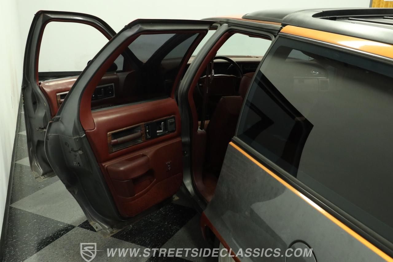 1992 Oldsmobile Custom Cruiser