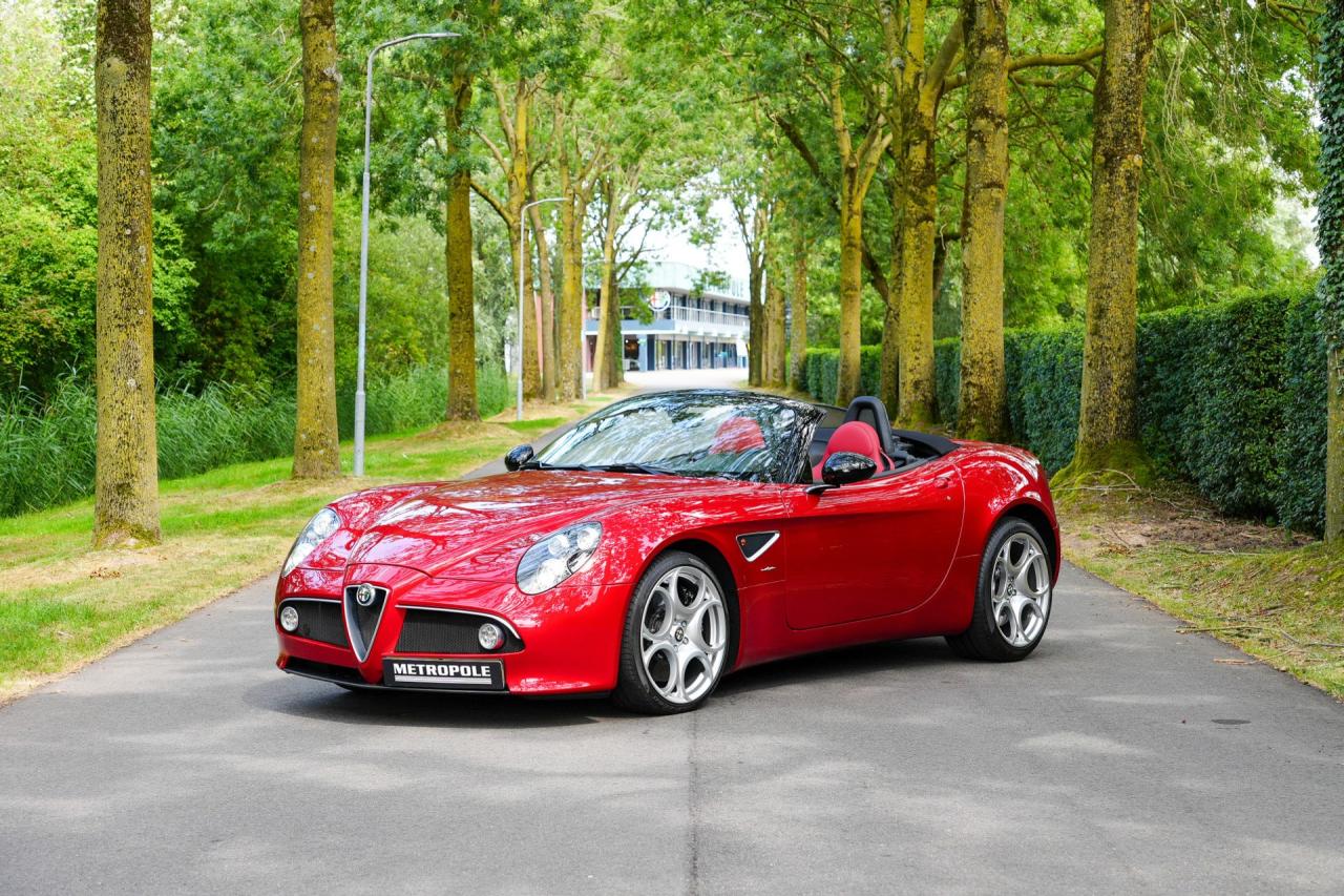2010 Alfa Romeo 8C Competizione Spider 4.7 V8