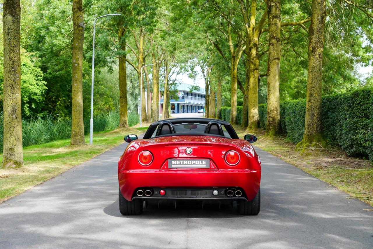 2010 Alfa Romeo 8C Competizione Spider 4.7 V8