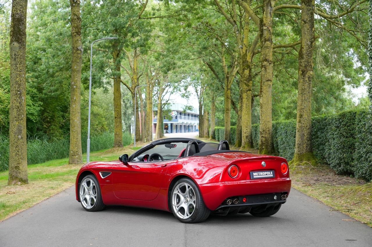 2010 Alfa Romeo 8C Competizione Spider 4.7 V8