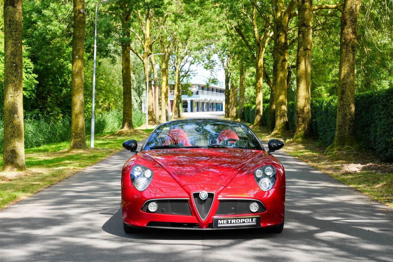 2010 Alfa Romeo 8C Competizione Spider 4.7 V8
