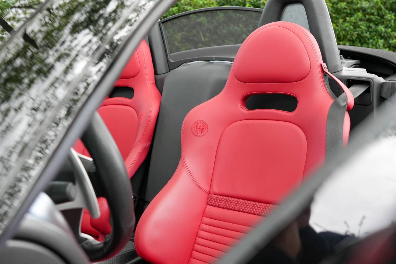 2010 Alfa Romeo 8C Competizione Spider 4.7 V8