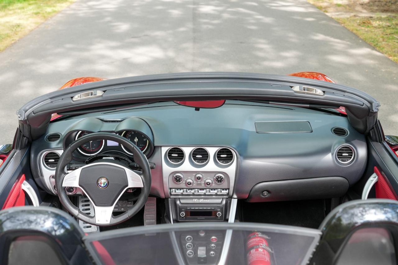 2010 Alfa Romeo 8C Competizione Spider 4.7 V8