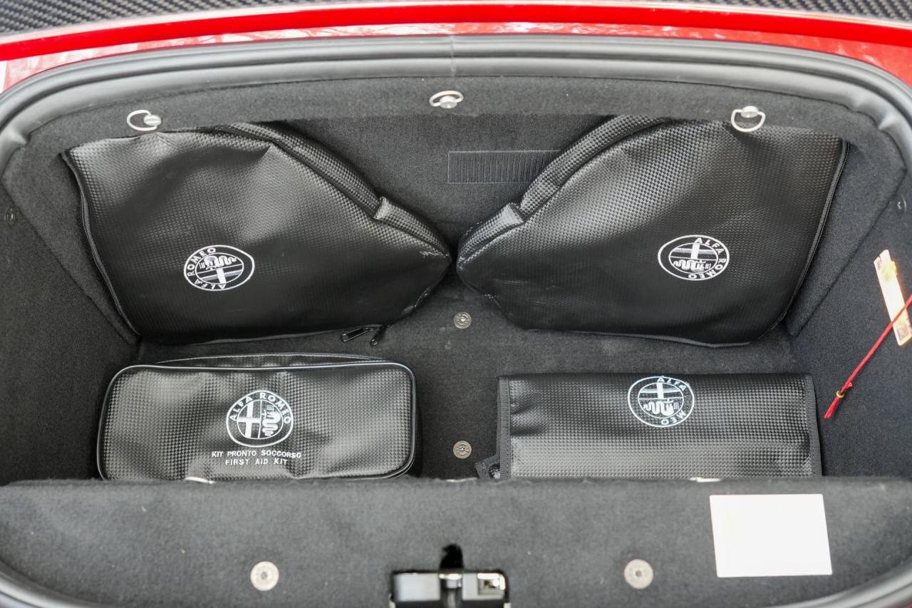 2010 Alfa Romeo 8C Competizione Spider 4.7 V8