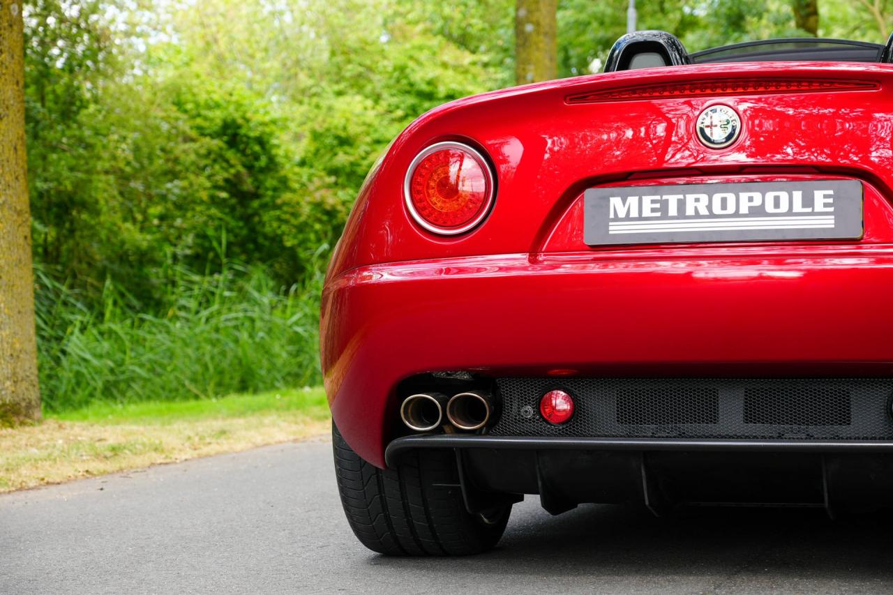 2010 Alfa Romeo 8C Competizione Spider 4.7 V8