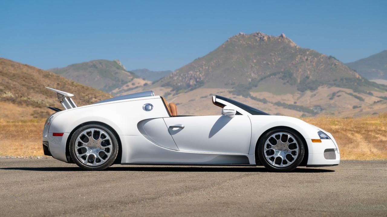 2011 Bugatti Veyron 16.4 Grand Sport