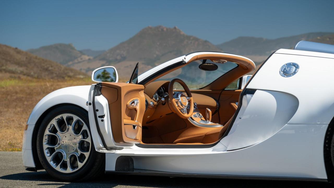 2011 Bugatti Veyron 16.4 Grand Sport