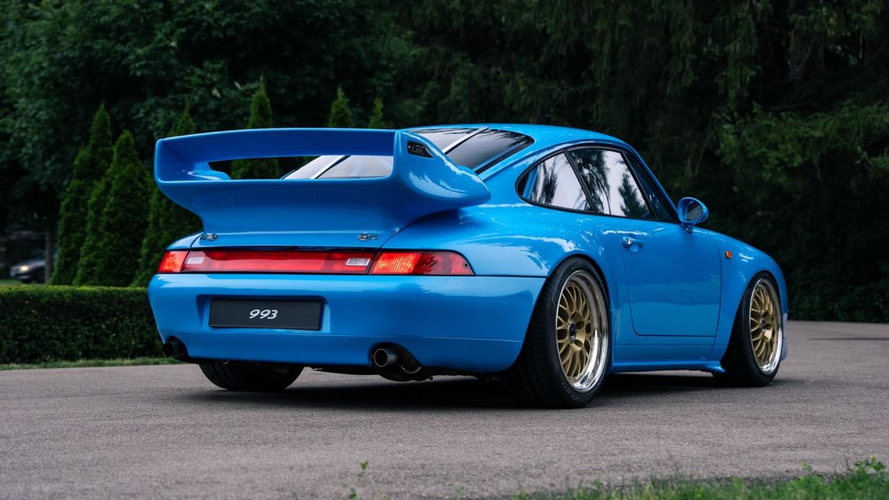 1995 Porsche 911 Carrera RS Clubsport