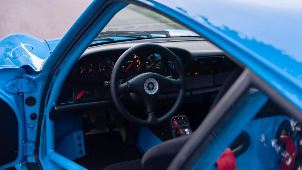 1995 Porsche 911 Carrera RS Clubsport