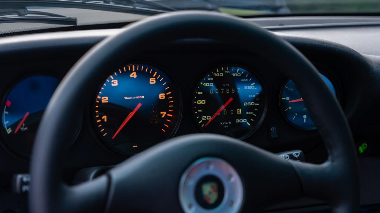 1995 Porsche 911 Carrera RS Clubsport