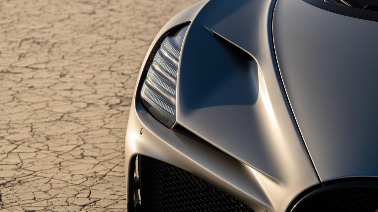 2025 Bugatti W16 Mistral