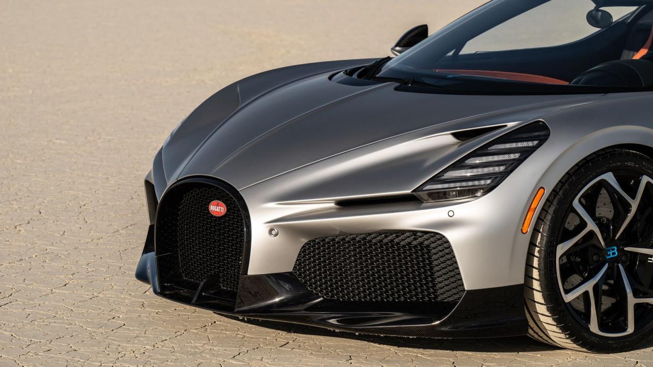 2025 Bugatti W16 Mistral