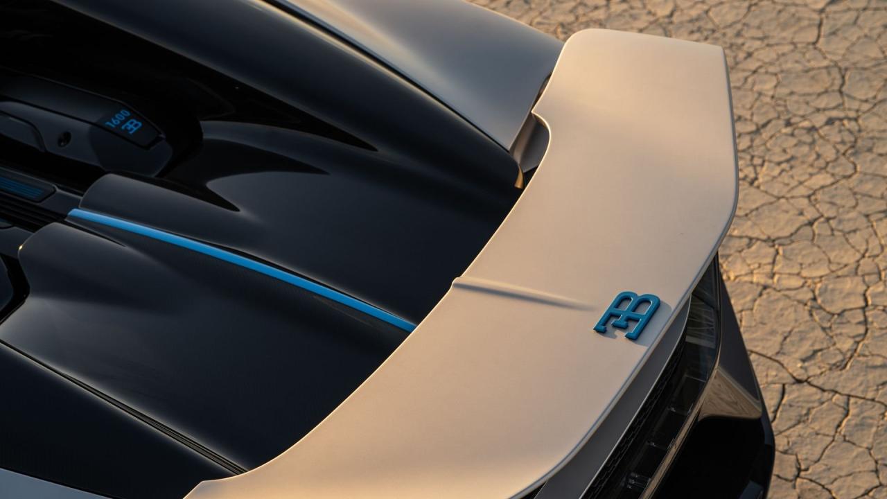 2025 Bugatti W16 Mistral