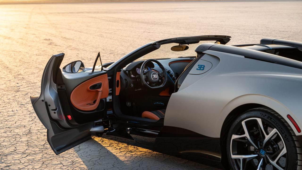 2025 Bugatti W16 Mistral