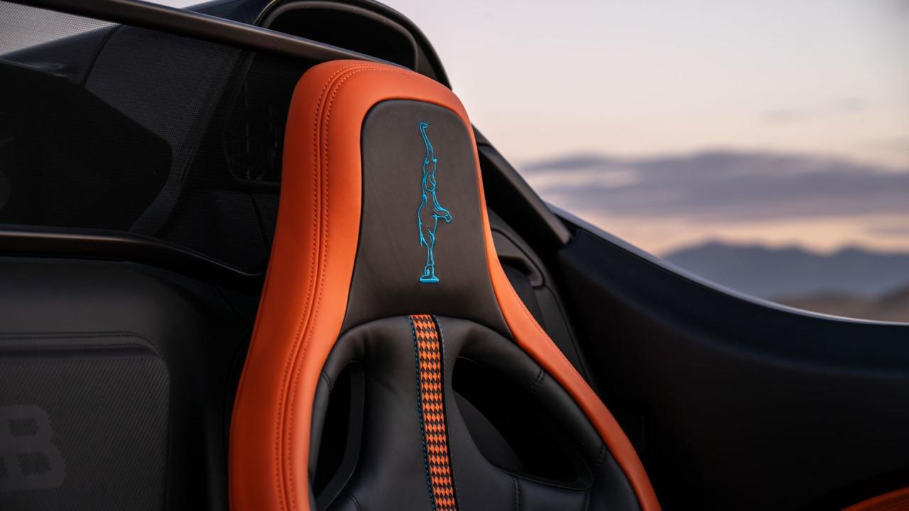 2025 Bugatti W16 Mistral