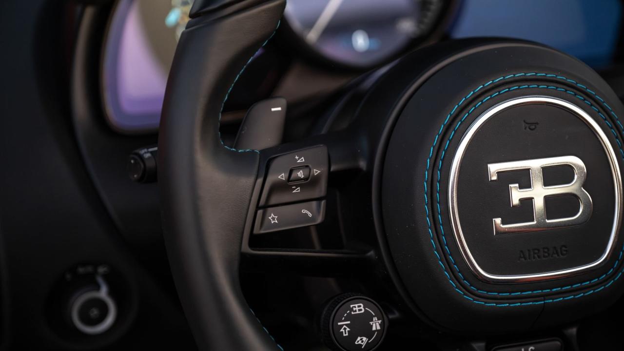 2025 Bugatti W16 Mistral