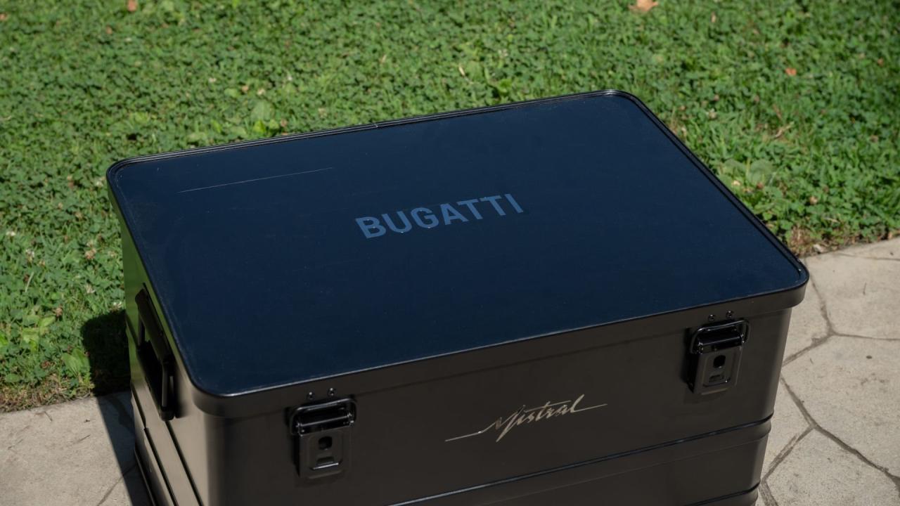 2025 Bugatti W16 Mistral