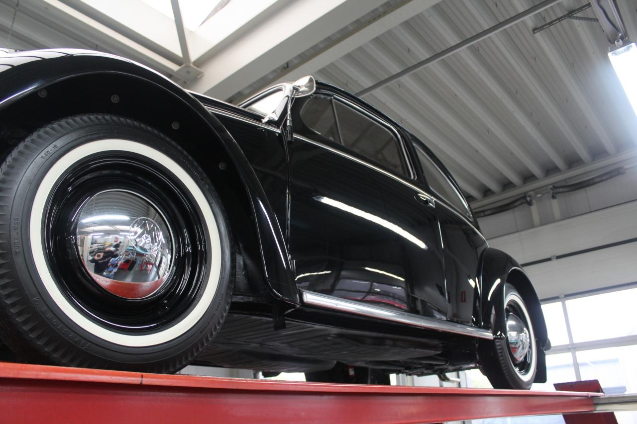 1955 Volkswagen Beetle Oval-Window &ldquo;Restored to its original purity&rdquo;