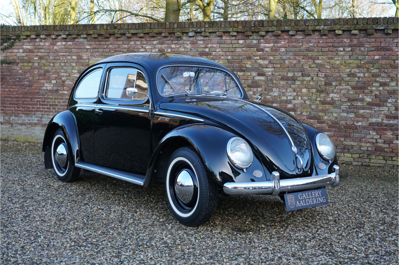 1955 Volkswagen Beetle Oval-Window &ldquo;Restored to its original purity&rdquo;