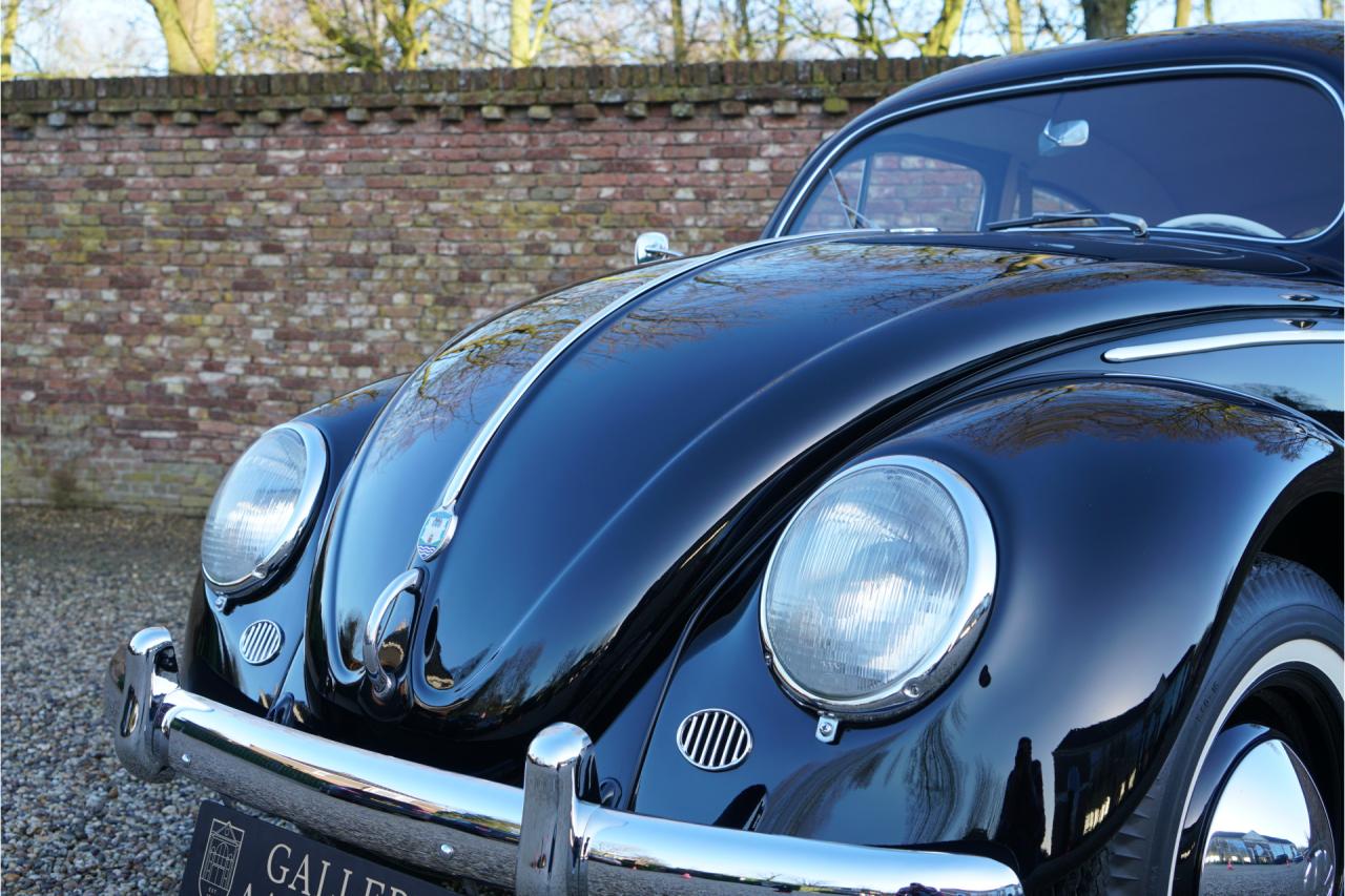 1955 Volkswagen Beetle Oval-Window &ldquo;Restored to its original purity&rdquo;