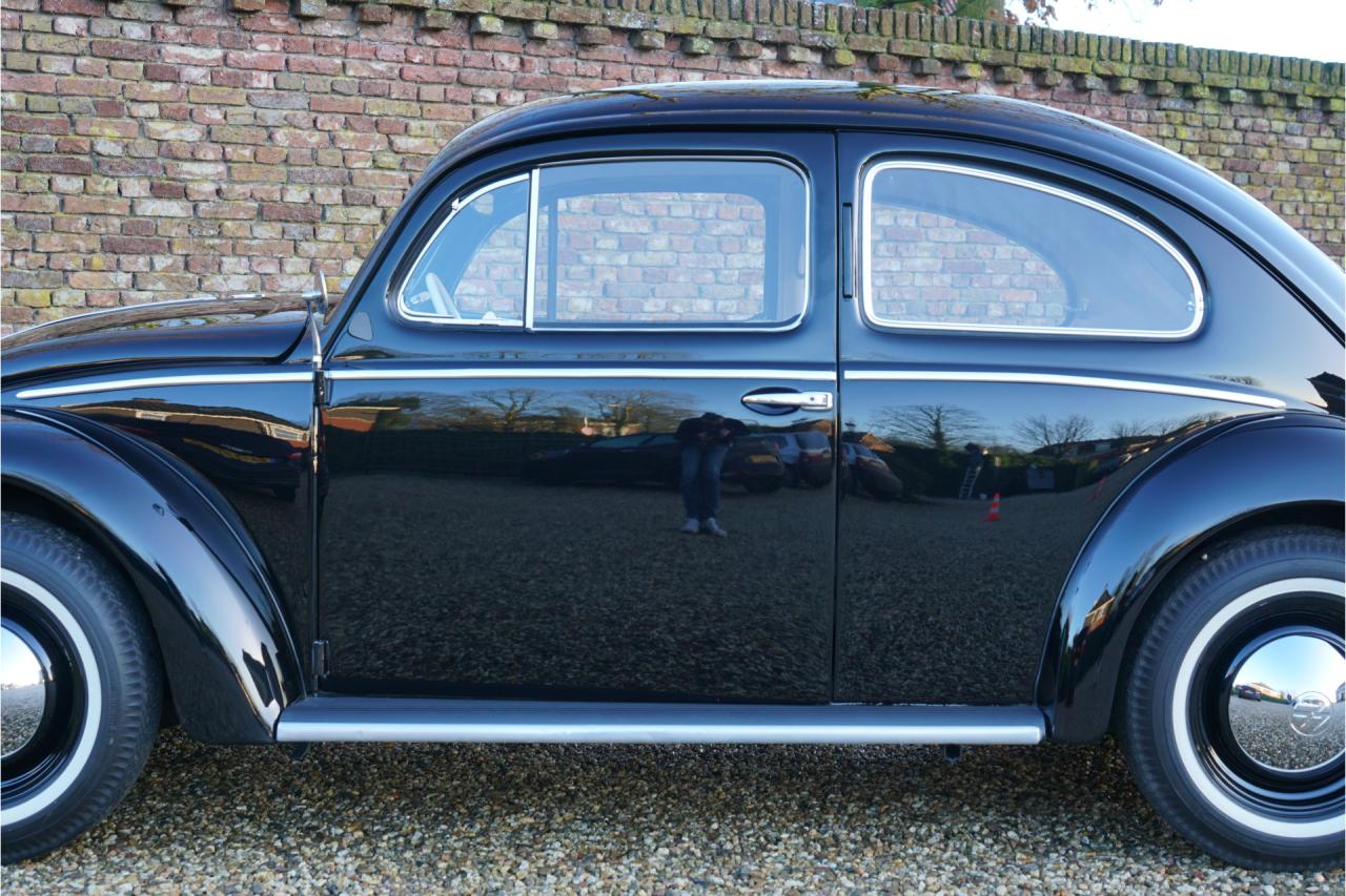 1955 Volkswagen Beetle Oval-Window &ldquo;Restored to its original purity&rdquo;
