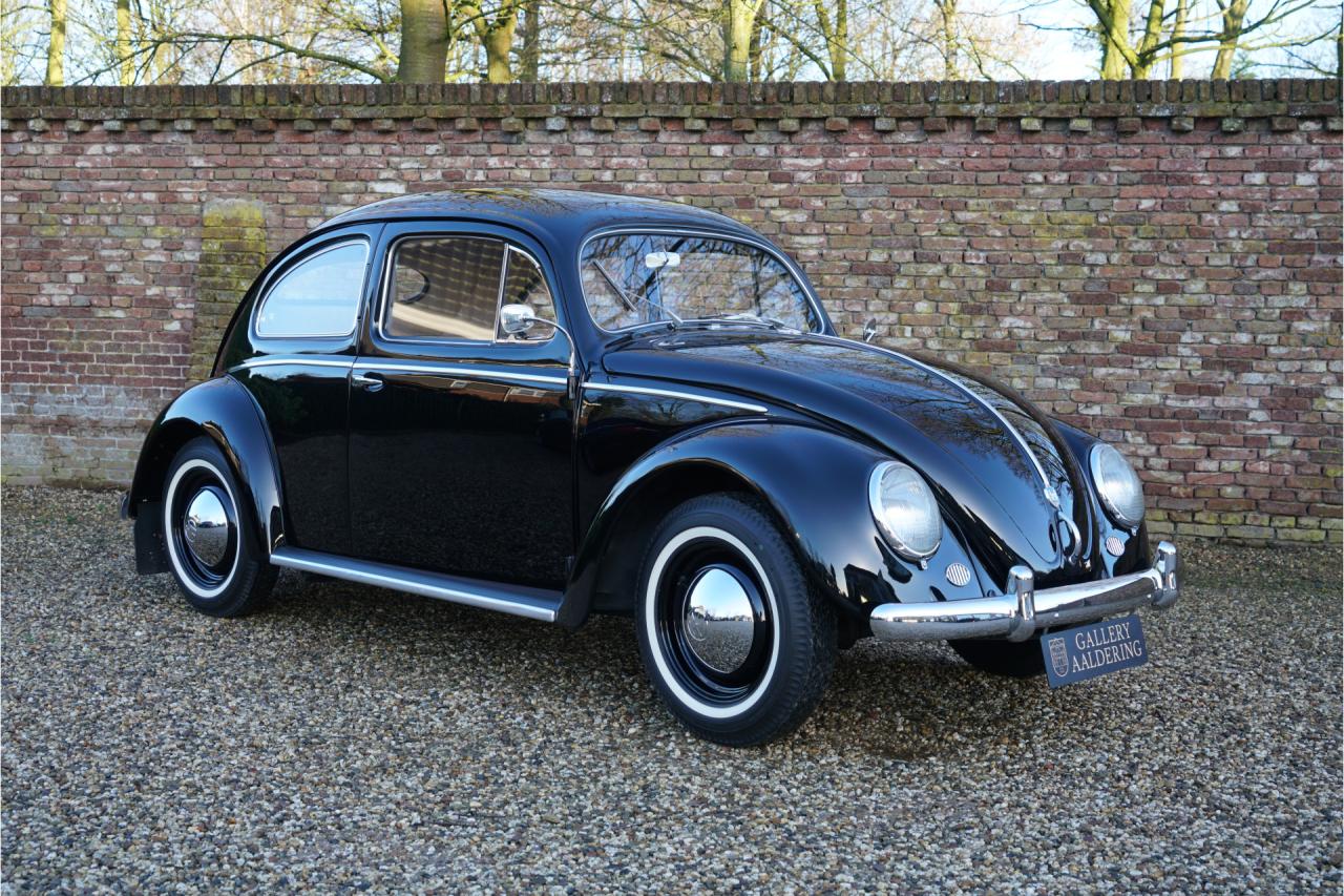 1955 Volkswagen Beetle Oval-Window &ldquo;Restored to its original purity&rdquo;