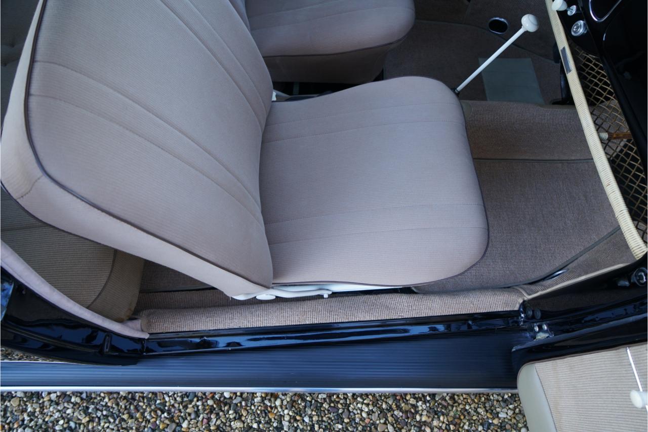 1955 Volkswagen Beetle Oval-Window &ldquo;Restored to its original purity&rdquo;
