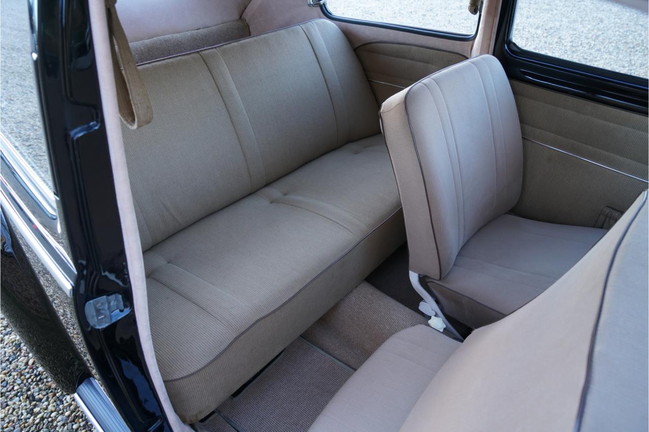 1955 Volkswagen Beetle Oval-Window &ldquo;Restored to its original purity&rdquo;