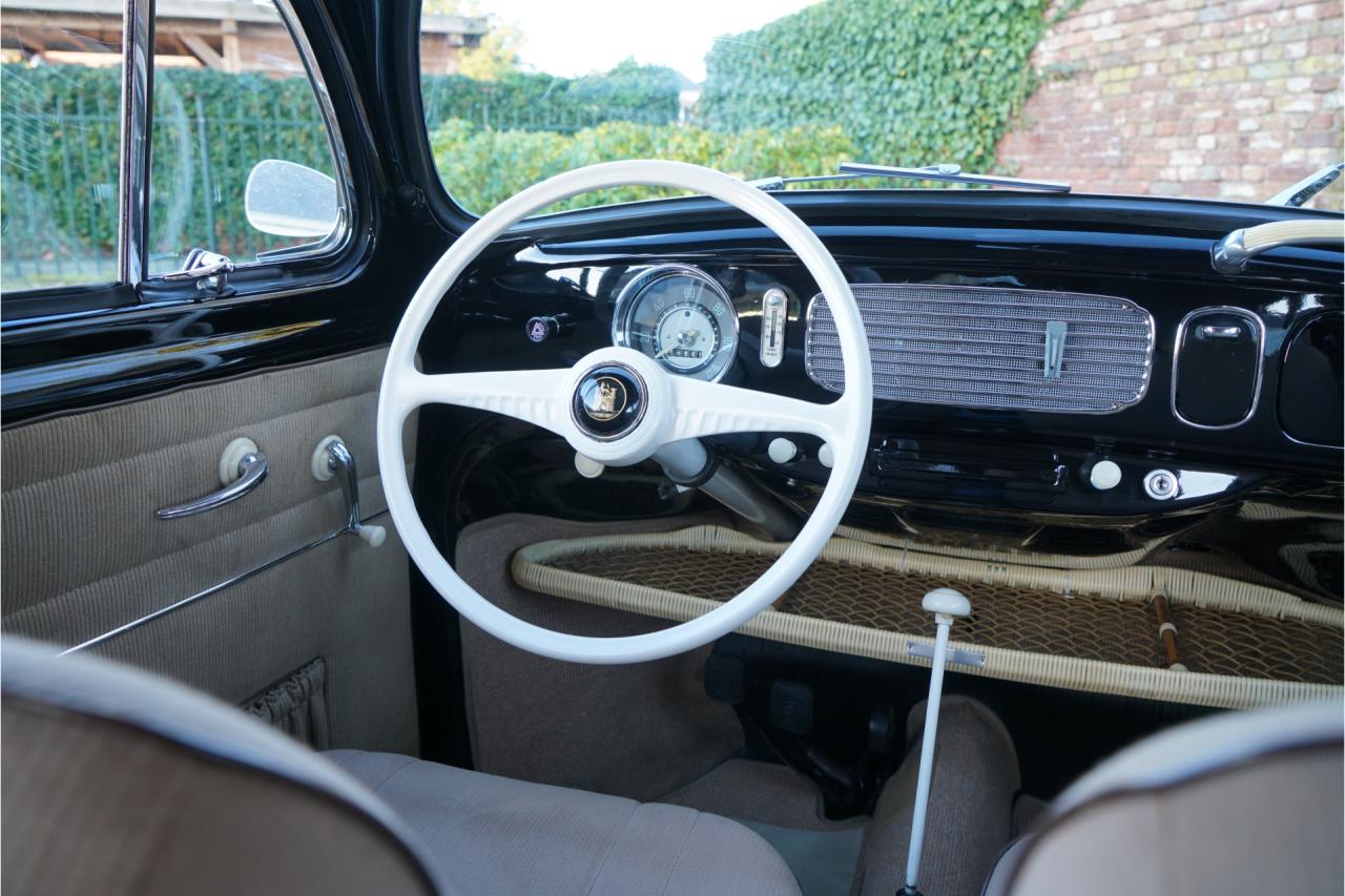 1955 Volkswagen Beetle Oval-Window &ldquo;Restored to its original purity&rdquo;